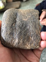 Heilongjiang natural grass and flower jade jade raw stone carving material ornaments jade transparent 290g