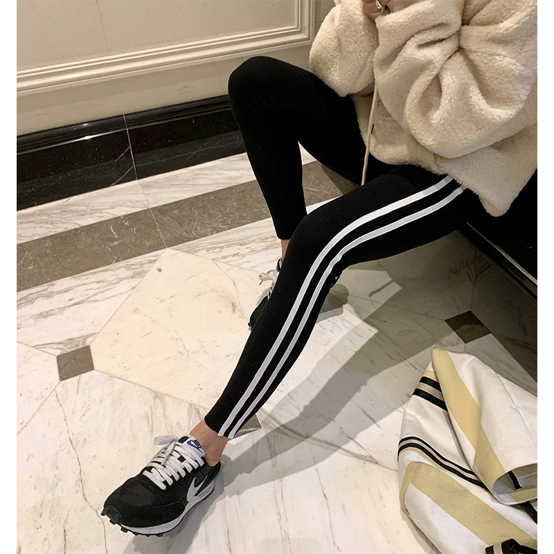 Luoluojie Black underwear for women's spring and autumn style Autumn thin side stripe warm knitted tights