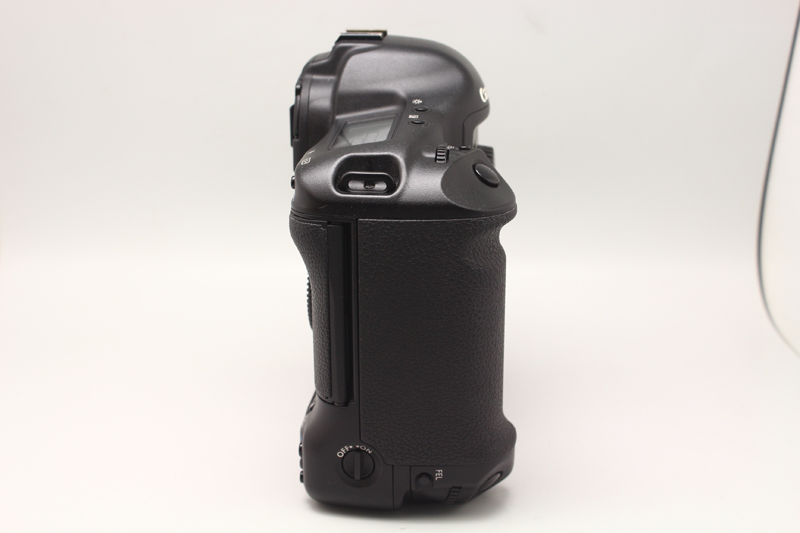 Canon Canon 1D Mark II N Bunny Máy ảnh hàng đầu cổ điển Canon Canon 1D2N định dạng APS-H - SLR kỹ thuật số chuyên nghiệp máy ảnh compact