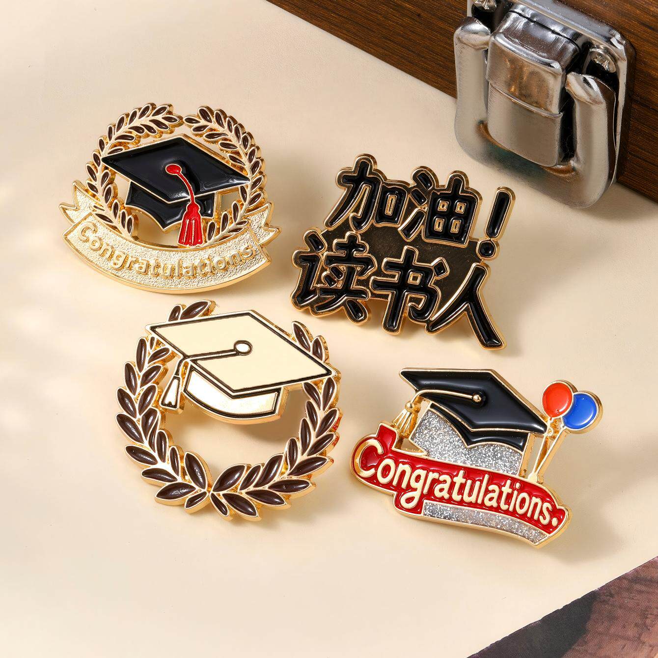 5个毕业徽章博士帽学生胸针书包包文具袋别针高考中考同学小礼物