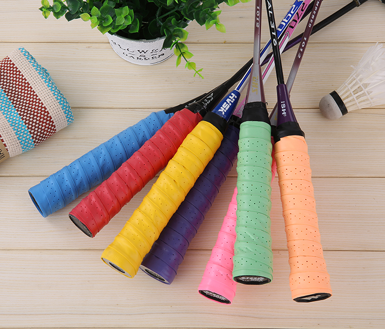 Wen Hao nhựa chịu được cầu lông ngoài trời tốc độ trung bình đào tạo bóng không xấu nylon cầu lông nhựa vợt victor