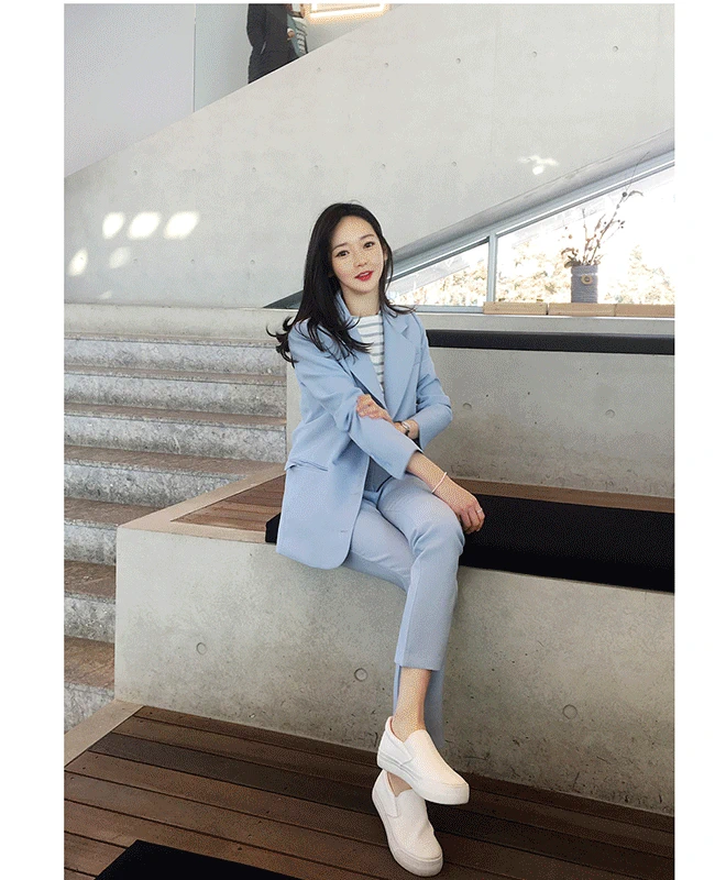 2017 mùa thu mới thời trang Hàn Quốc phù hợp với phụ nữ phù hợp với bầu trời màu xanh giản dị phù hợp với áo khoác chín quần hai bộ