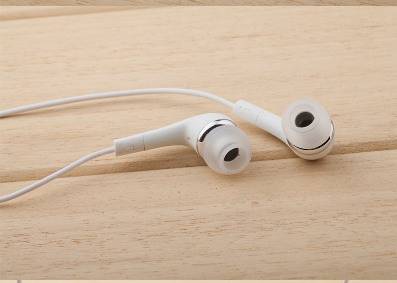 Mobile phone headphone desktop laptop tablet headphone high-definition headphones carry convenience and durability