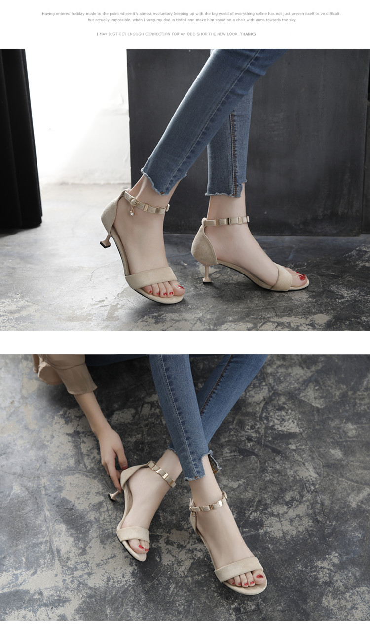 Mùa hè mới cao gót gợi cảm của phụ nữ ổn với mèo với size nhỏ 31 32 33 sandal hoang dã size lớn 41 42 43 dép bitis nữ
