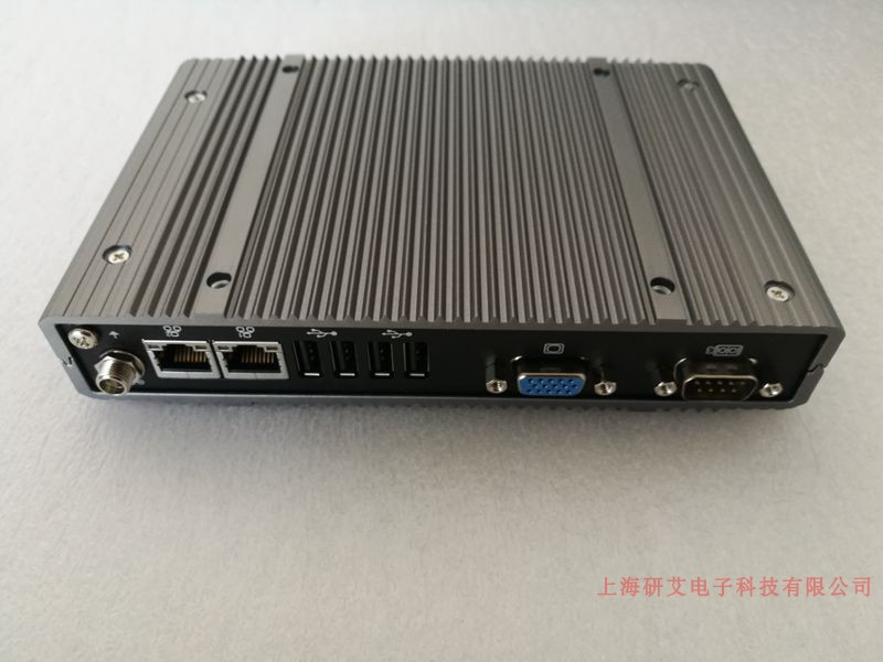 DFI embedded industrial computer EC700-BT2 Internet interface 4 Internet interface 4G memory J1900 quad-core CPU three years warranty