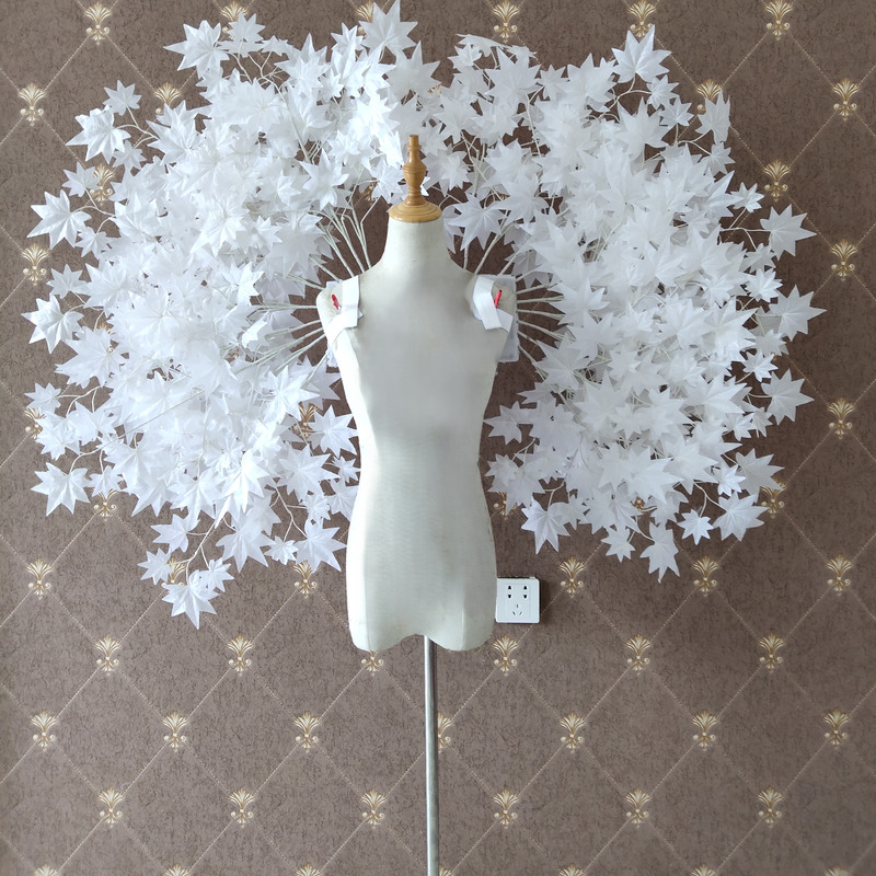 Victoria's Secret Runway Show Bar Stage Performance Feather Wings Leaf Wings Production Model Runway Backboard Wings Props