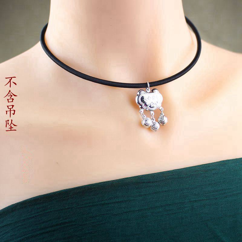 Handmade female collarbone chain short collar DIY black simple wild 3D hard gold and silver lock pendant necklace rope necklace