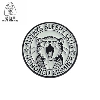 Sleepy Kitten Yawns Metal Badge Brooch Pin Cat Sleepy Club Cute Pet Badge Clothing Accessory