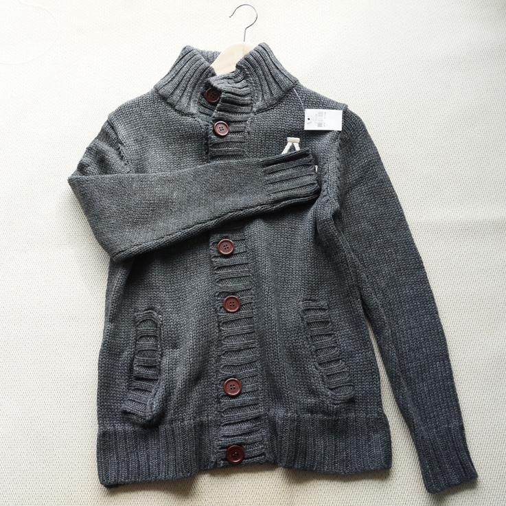 Bán hàng gia súc Châu Âu và Hoa Kỳ nút áo len dày kim áo gió đại học với áo len cashmere ao da nam