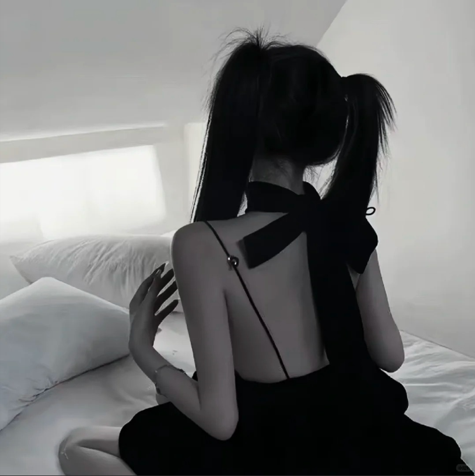 暗黑系小魔女