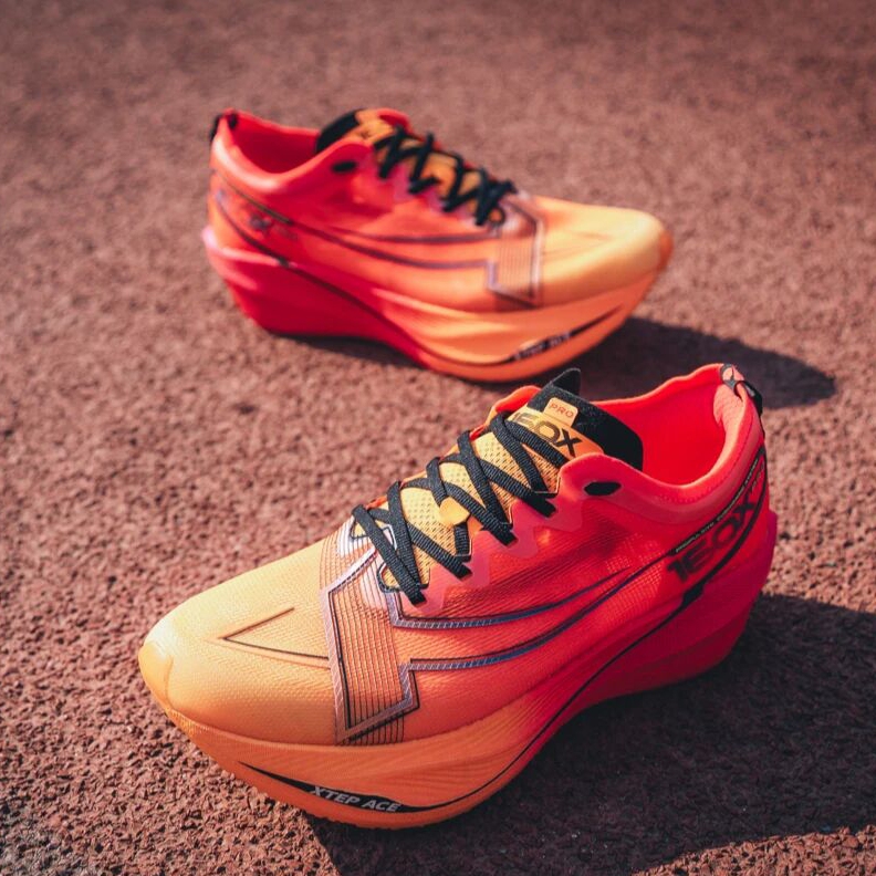 Xtep 160X5.0Pro Professional Marathon Racing Carbon Plate Running Shoes Championship Edition Pb Boots Ultra-Light Rebound Couple Shoes