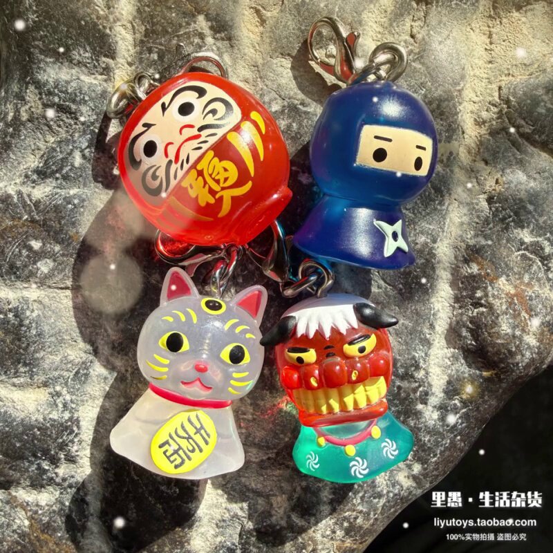 1998年街机厅的招财猫，现在成了一枚迷你挂件_动漫挂件_淘宝游戏网