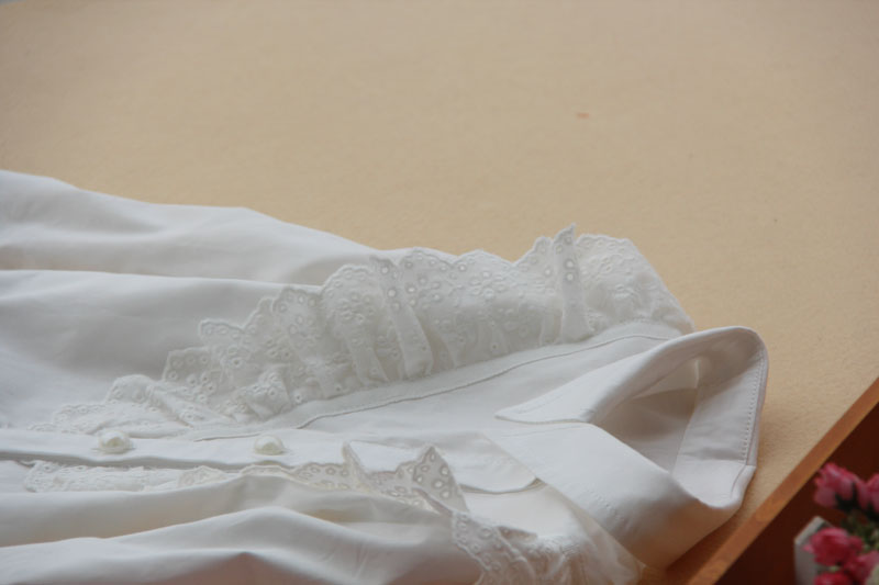 Xuân 2018 cô gái mới hoang dã áo cotton bé gái áo ren đáy quần áo biểu diễn áo sơ mi bé gái mùa đông