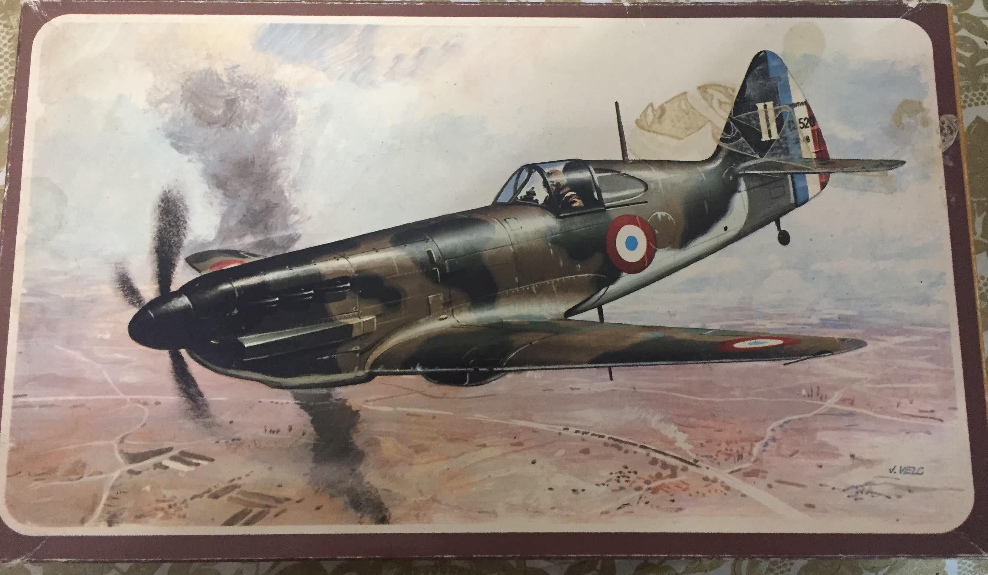 Heller 1 72 French D-520 fighter jets in the country