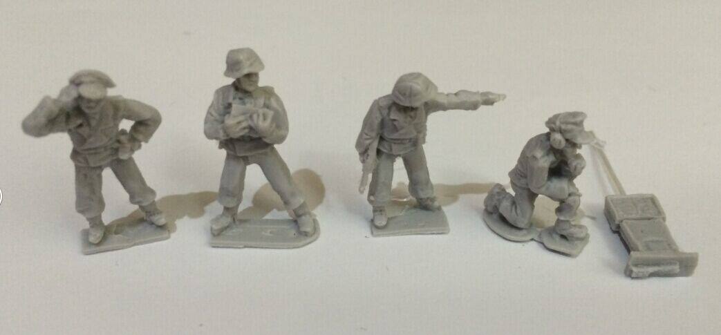 1 72 World War II German teaching division radio group