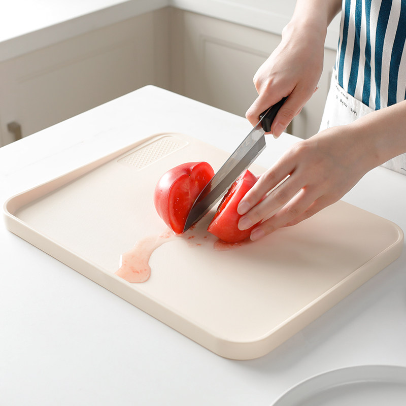 Japanese cutting fruit cutting board plastic cutting board mildew-proof cutting board fruit board cutting board raw cooked meat non-staple food cutting board household