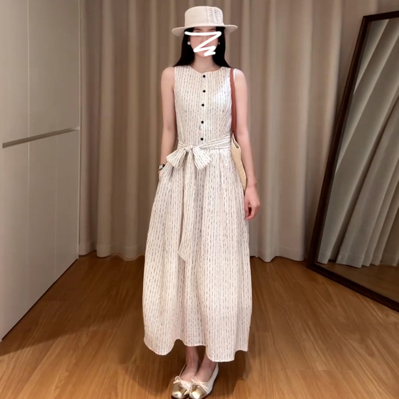 Korean Style Light White Striped Sleeveless Dress for Women, Summer 2026 New Style, Tie Waist, Elegant Long Dress