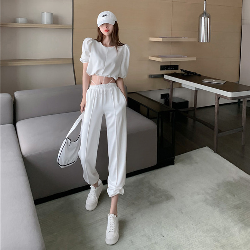 Sports suit women 2021 spring autumn new short collection of short collection waist and clothing tide cards Fashion Korean version casual display slim two sets