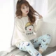 Đồ ngủ nhung san hô phụ nữ mùa thu và mùa đông phim hoạt hình dày phù hợp với dịch vụ nhà dễ thương flannel mùa đông có thể được mặc bên ngoài màu trắng