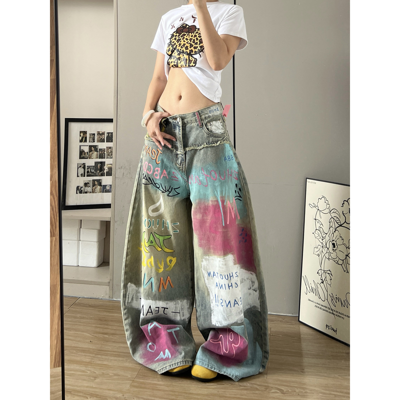 American-Style Trendy Cool Scimitar Jeans for Women 2026 Autumn New Hand-Painted Colorful Graffiti Letter Design Wide-Leg Pants Trendy American-Style Trendy Cool Scimitar Jeans for Women 2026 Autumn New Hand-Painted Colorful Graffiti Letter Design Wide-Leg Pants Trendy