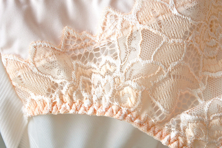 Slip jeunesse sexy en soie Ice - Ref 644141 Image 22