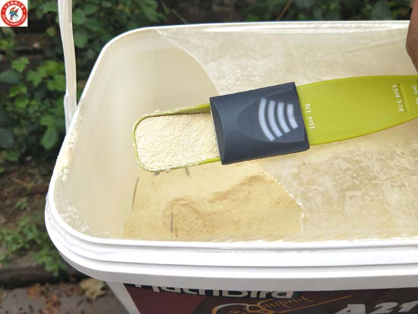 Eight-grade scale parrot with milk powder measuring spoon measuring spoon adjustable weighing medicine bird feed measuring spoon