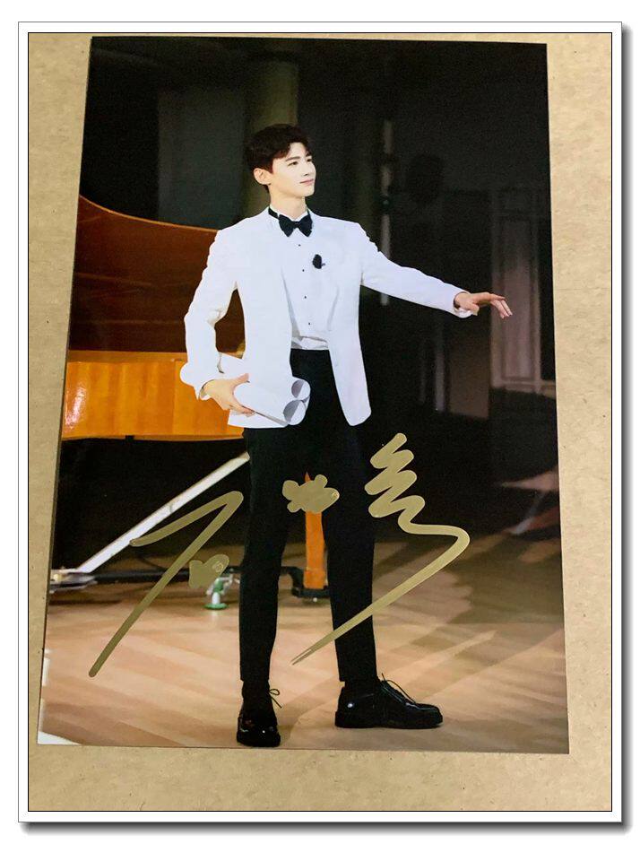 November, 2019 A new version of the white-dedicated pavilion marine pianist C Edition 5 sends 1 pro-pen signature photo