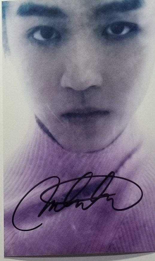 January, 2020 Wang Junkai A version of 5 sends 1 pro-pen signature photo