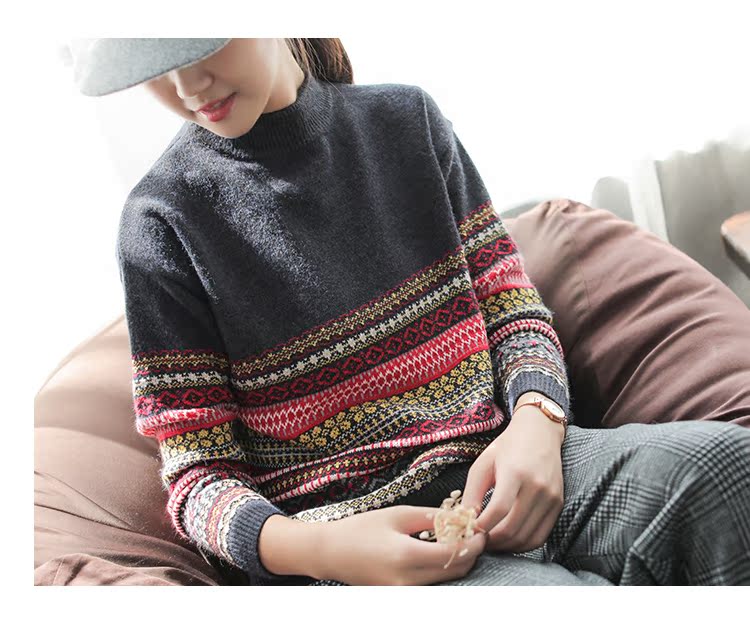 Sản xuất tai nhỏ 2018 thu đông mới lõi mới sợi dài tay áo retro họa tiết dân tộc áo len nữ áo kiểu nữ đẹp tuổi 40
