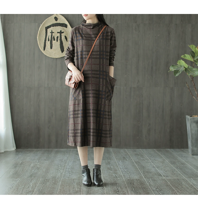 Sản phẩm tai nhỏ 2018 thu đông đảo mới kẻ sọc cotton nhỏ cổ cao tay áo dài đầm retro nữ