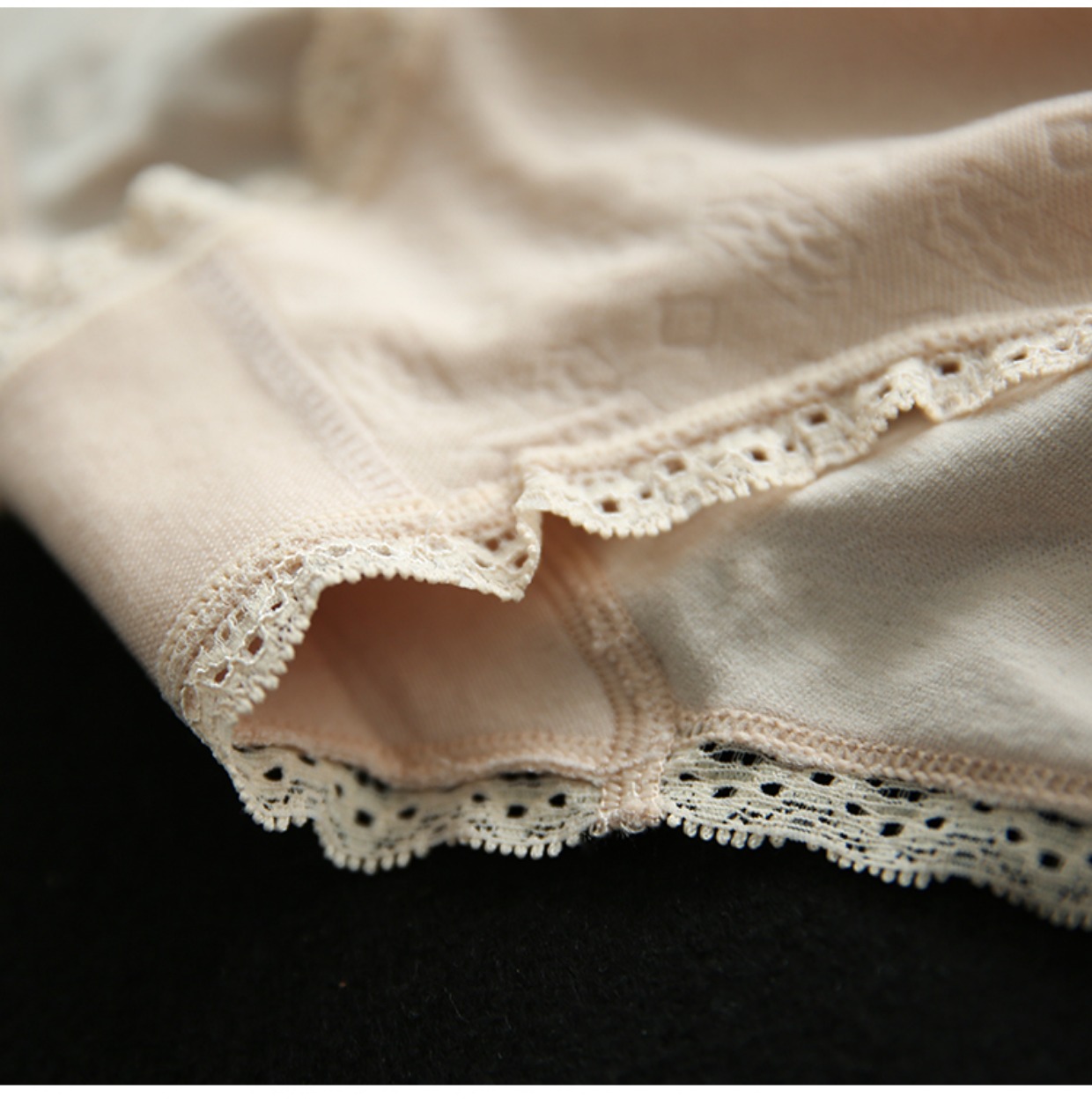 Tai nhỏ sản xuất đồ lót ren màu rắn đàn hồi eo jacquard phần mỏng tóm tắt cotton thoáng khí đồ lót phụ nữ quần chíp nữ đẹp