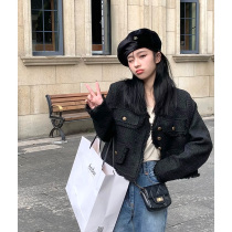 Today on retro single row with small fragrant wind jacket female spring paragraph short and light and luxurious design feeling coarse flower blouses