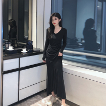 Design sense lukewarm wind two sets of fish tails dress Sexy pleated small black dress care Temperament Suit Skirt spring