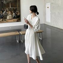 Dress womens summer French long 2021 new spring temperament small skirt gentle wind white design sense niche