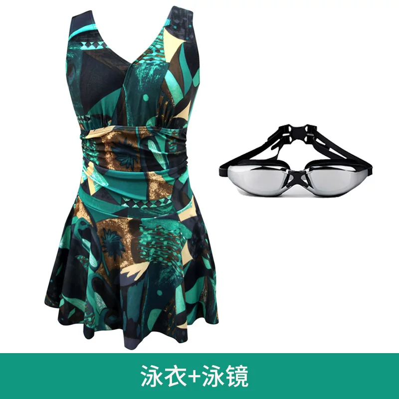 Swimwear, skirt, floral print, plus size