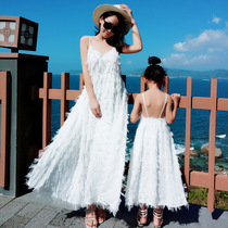 Pro-daughter dress Charfitting mother woman dress with dress girl seaside holiday white harness Dew Back Feather Long Skirt Beach Dress