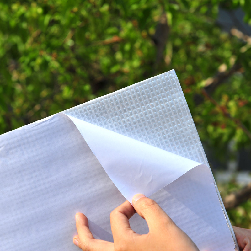 Heat insulation board heat insulation cotton high temperature fireproof self-adhesive sun room heat insulation board roof heat insulation board water pipe antifreeze