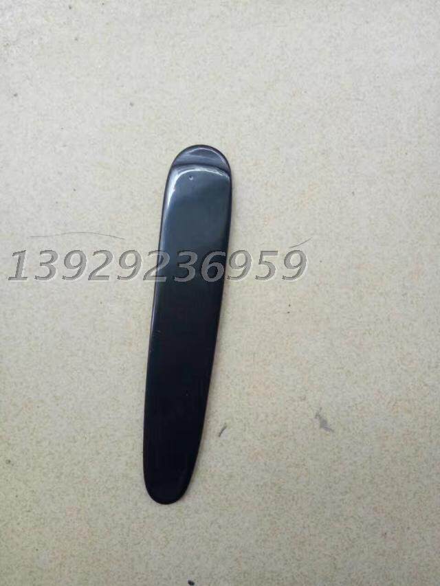 Natural rubber buffalo horn shoes crowned chili-shaped natural horn handbags factory shoe factory special