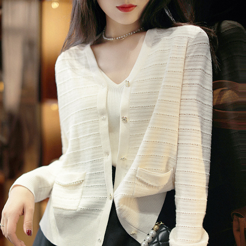 JOIMIFU simple and small style ~ elegant temperament ~ autumn BI preparation bright silk wool long-sleeved cardigan women