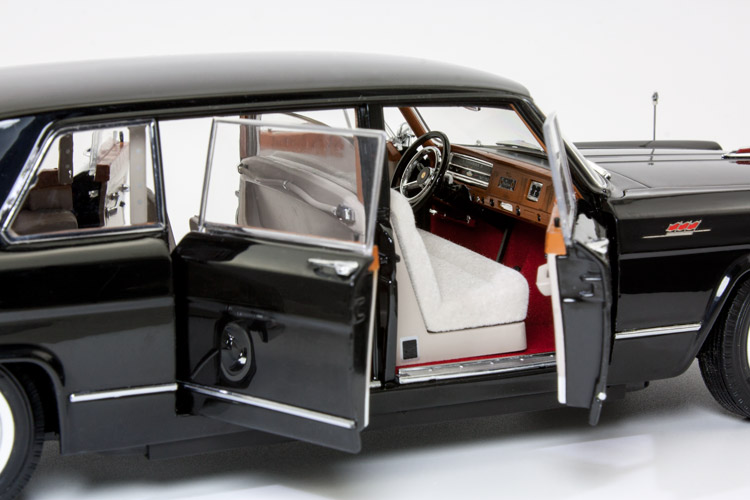Century Dragon Bản gốc 1:24 Cờ đỏ CA770 Hard Top State Đánh giá của khách Xe Mô phỏng tĩnh Mô hình xe hợp kim xe tăng mô hình