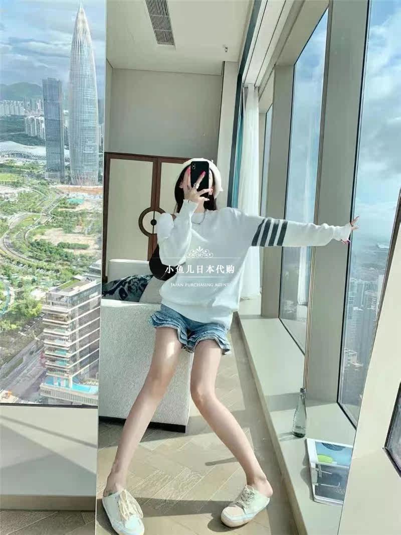 Thom Browne 2020 new TB round neck slim sweater men and women with the same four-bar knitted wool coat