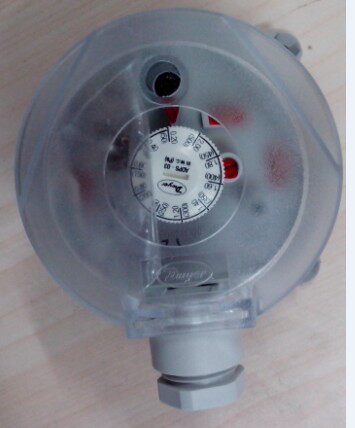 American DWYER Dewyer ADPS-03-2-N differential pressure switch original