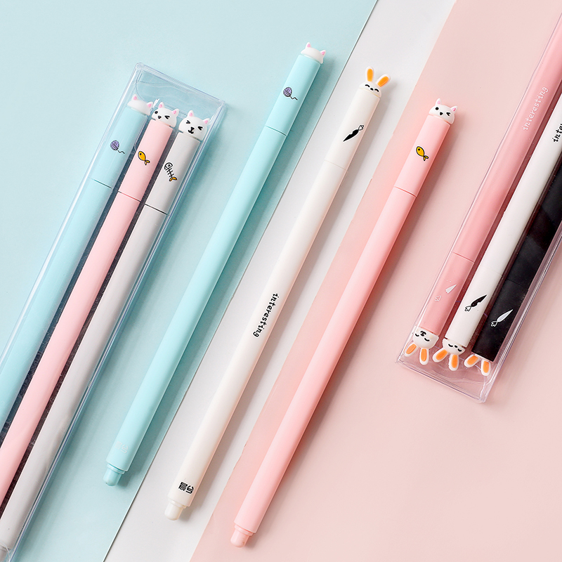 Three years two classes Creative Three Loaded Sex Pen students use 0-5mm cartoon black water-based pen female adorable signature pen