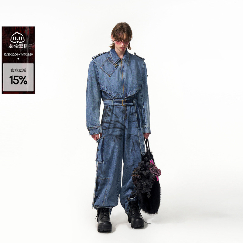 【Celebrity Style】Unique Distressed Shoulder-Padded Denim Jumpsuit for Men, Spring Washed Blue Zipper Jeans 【Celebrity Style】Unique Distressed Shoulder-Padded Denim Jumpsuit for Men, Spring Washed Blue Zipper Jeans