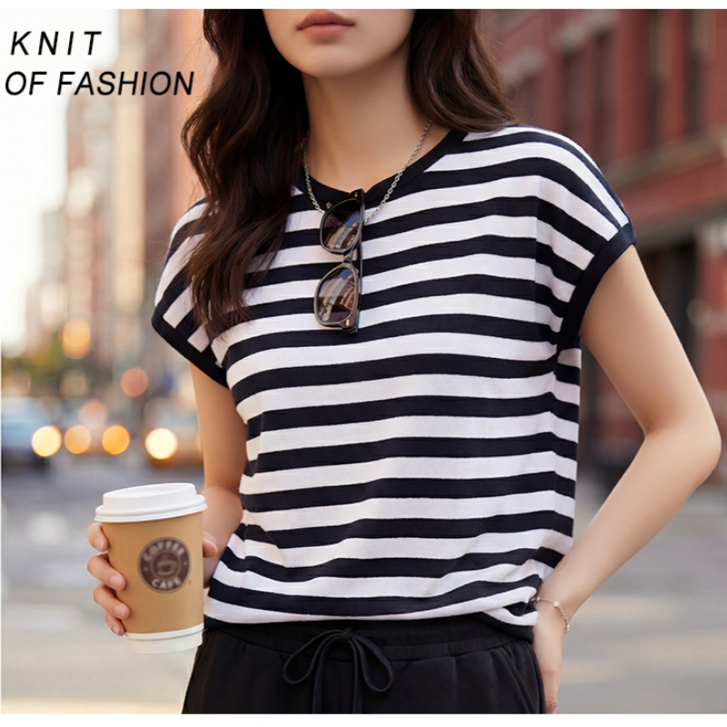 Sea Soul Shirt~100% Ice Silk Short-Sleeve Striped T-Shirt for Women, Summer Fashionable, Age-Reducing, Loose Fit, Slimming, Tummy-Covering Black and White Top