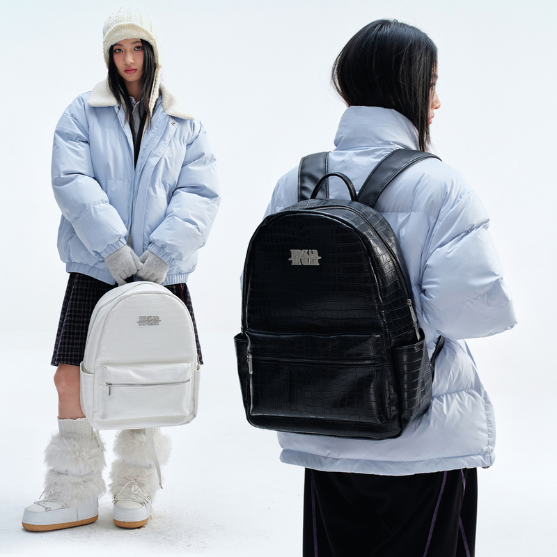 Bipolar Crocodile Pattern Backpack Large Capacity Travel and Work Commute Lightweight Backpack Men's Computer Bag School Bag Women's Trendy Brand Bipolar Crocodile Pattern Backpack Large Capacity Travel and Work Commute Lightweight Backpack Men's Computer Bag School Bag Women's Trendy Brand