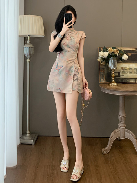 Summer Fashion New Chinese Style Shorts Set for Women, Elegant and Beautiful Floral Improved Slim-Fit Cheongsam Dress Two-Piece Set