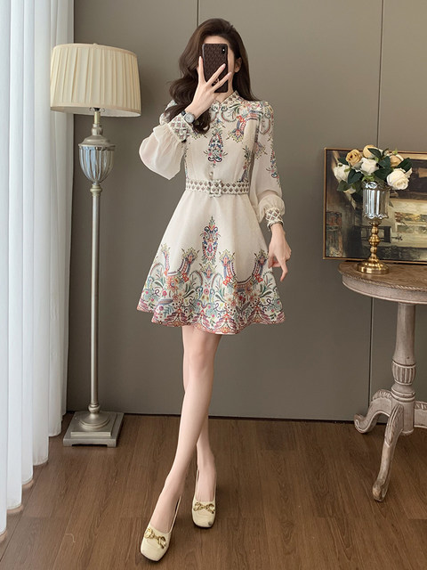 Fashionable, Elegant, Light Luxury, Stunning Waist-Cinching Dress for Women, Autumn French Retro Style, Palace-Style Printed Dress