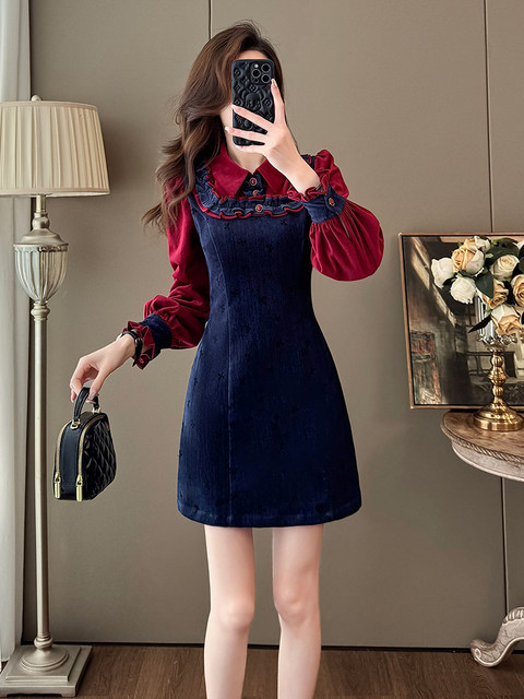 French Retro Long-Sleeved Waist-Cinching Dress for Women, Rich Lady Style, Elegant and Luxurious, Age-Reducing, Chic and Stylish Little Chanel-Style Dress
