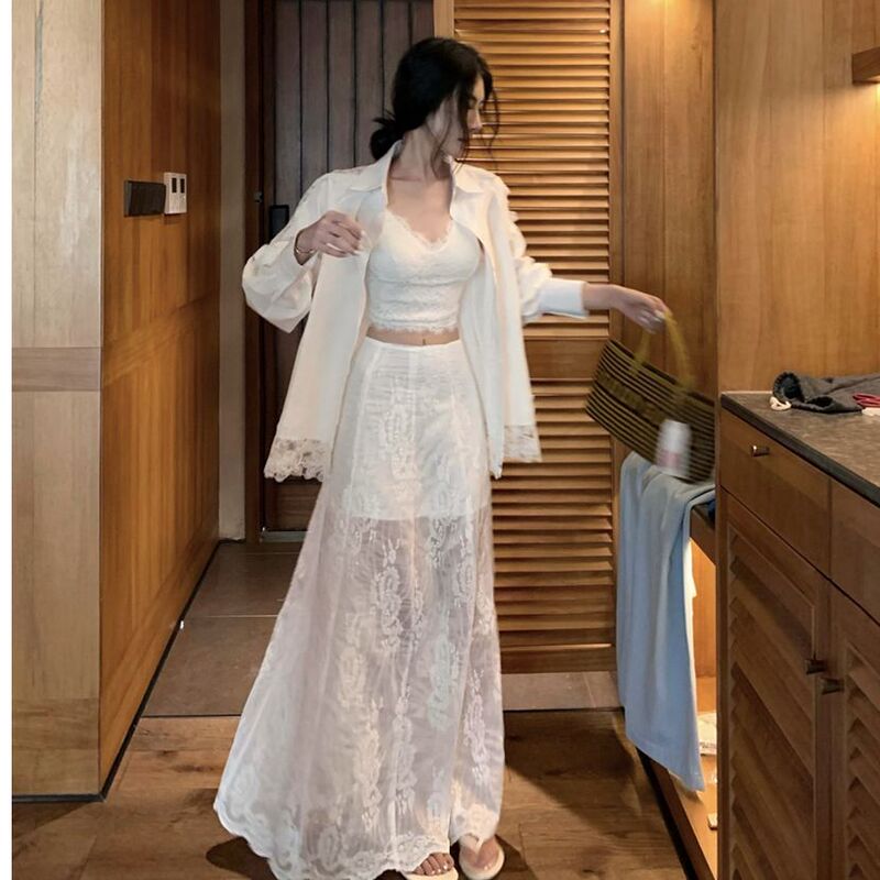 White Hollow Lace Spliced Long-Sleeved Shirt for Women, Spring and Summer Loose Mid-Length Casual Layered Sun Protection Shirt Jacket White Hollow Lace Spliced Long-Sleeved Shirt for Women, Spring and Summer Loose Mid-Length Casual Layered Sun Protection Shirt Jacket